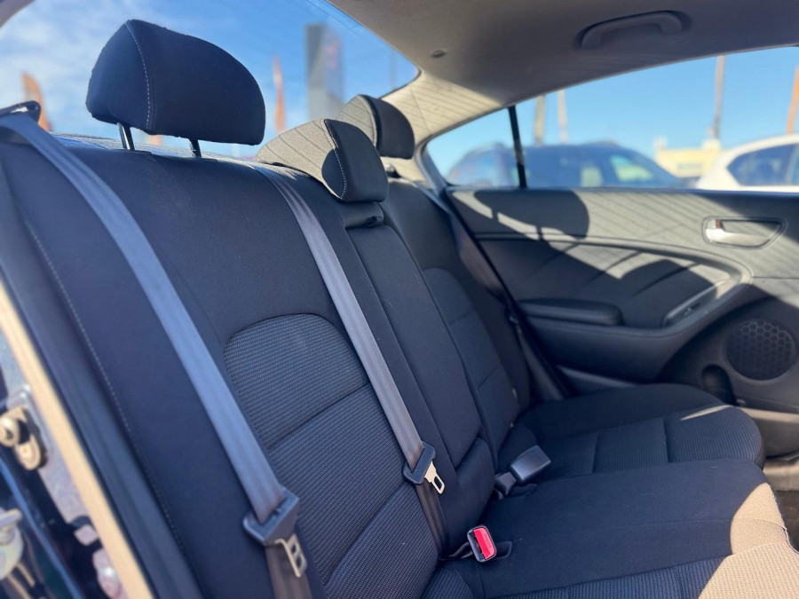 2016 MY17 Kia Cerato YD S Sedan Image 12