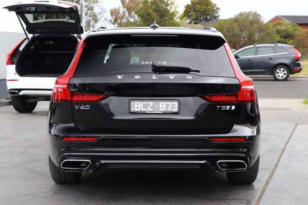 2020 Volvo V60 F-Series T5 R-Design Wagon Image 4