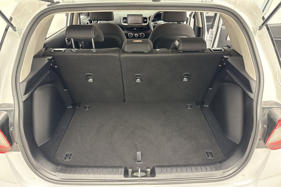 2021 Hyundai Venue QX.V3  SUV Image 15