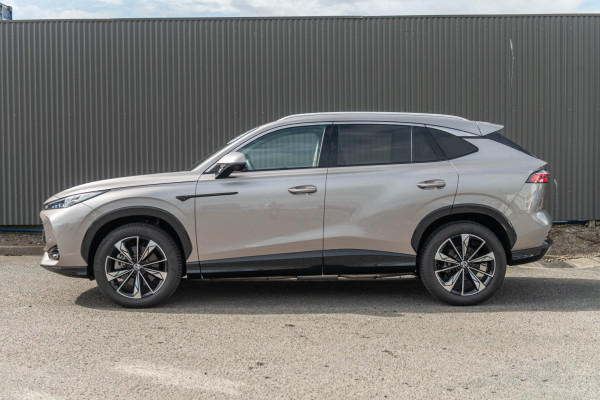 2026 MG HS Essence Hybrid+ SUV Image 8