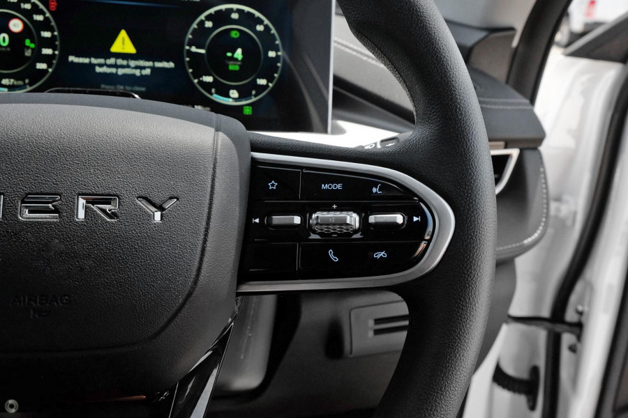 2026 Chery Tiggo 4  Hybrid Urban SUV Image 14