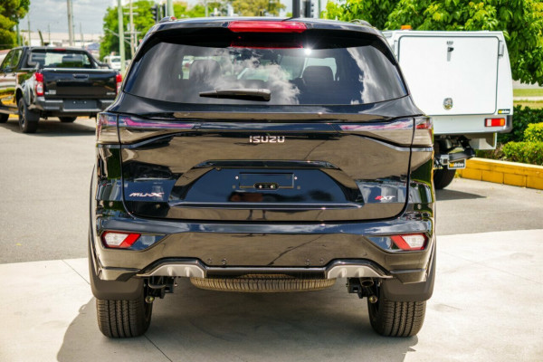 2025 Isuzu MU-X RJ X-TERRAIN SUV