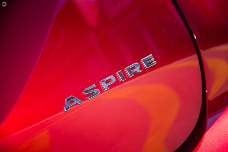 2024 Mitsubishi Outlander ZM Aspire SUV Image 12