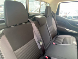 2024 Nissan Navara D23 ST Ute image 26