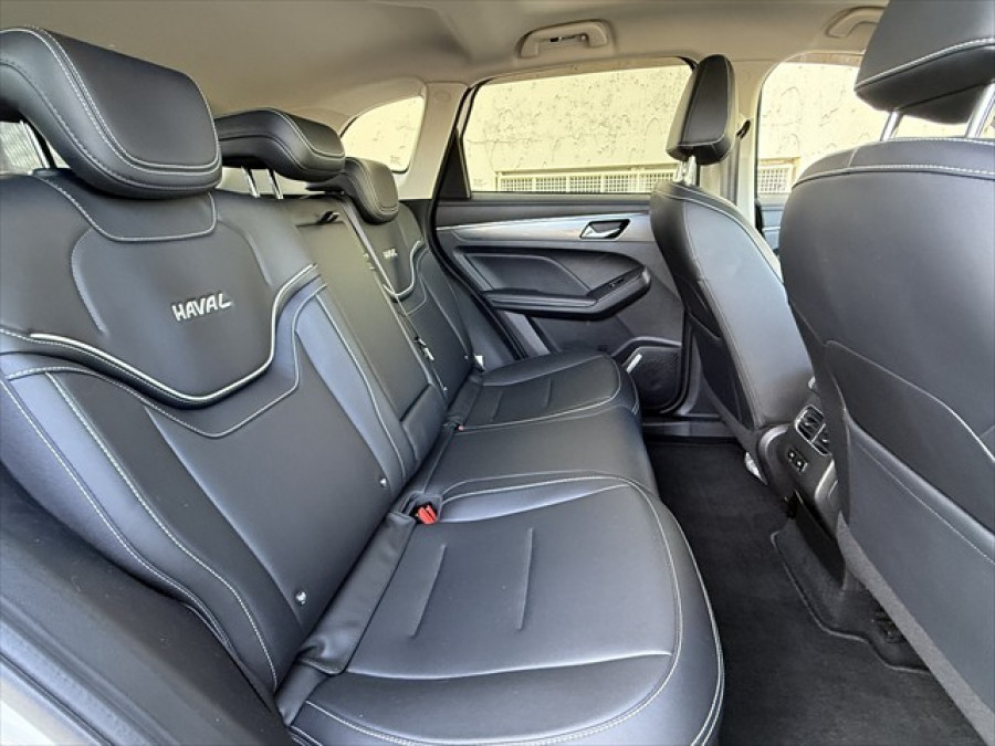 2022 Haval Jolion A01 Ultra Hybrid SUV Image 12
