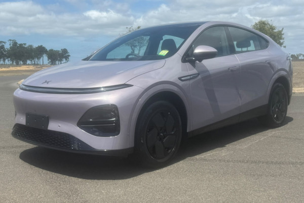 2026 XPeng G6  Standard Range SUV Image 2