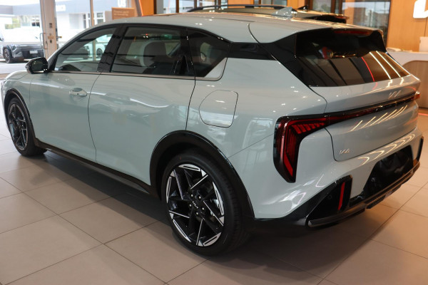 2026 Kia K4 CL4m GT-Line Hatch Image 8