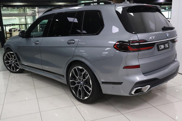 2023 BMW X7 G07 LCI xDrive40d M Sport SUV image 3