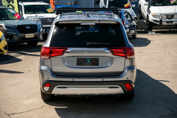 2021 Mitsubishi Outlander ZL LS SUV Image 3