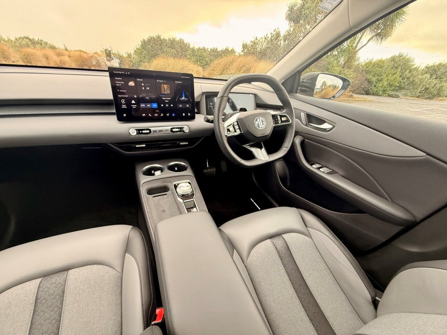 2026 MG MGS5 EV ZS3EM Essence 49 SUV Image 15