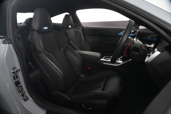 2024 BMW M4 Competition X-Drive Coupe Image 18