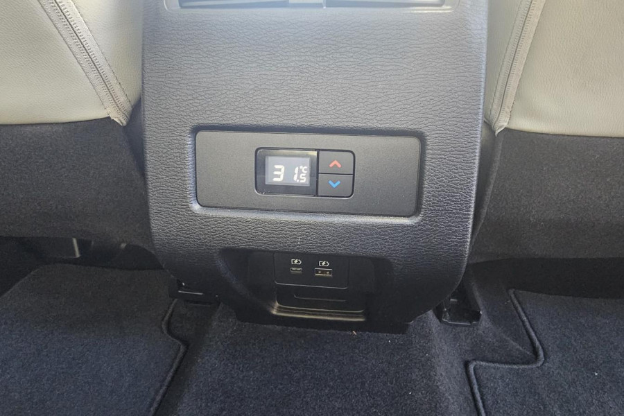 2024 Mitsubishi Outlander ZM Exceed SUV Image 14