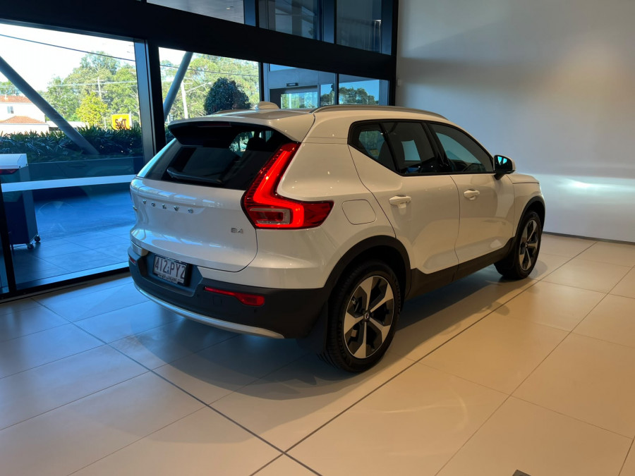 2026 Volvo XC40 XZ Plus B4 SUV Image 3