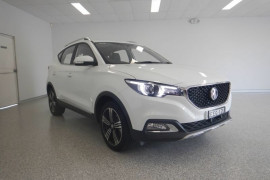 MG ZS Essence AZS1