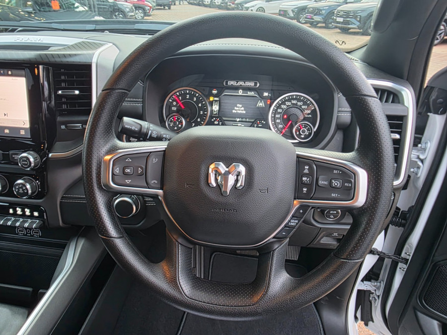 2026 Ram 1500 DT Express Black Edition Hurricane SO Ute Image 14