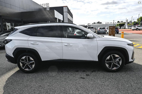 2026 Hyundai Tucson NX4.V4 Hybrid Elite SUV Image 3