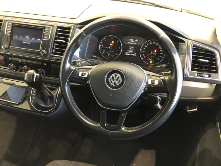 2015 Volkswagen Multivan T6 Turbo TDI340 Comfortline Wagon Image 6