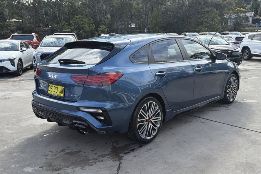 2022 Kia Cerato BD GT Hatch Image 5