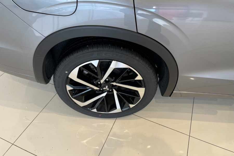 2022 Mitsubishi Outlander ZM Exceed SUV Image 18