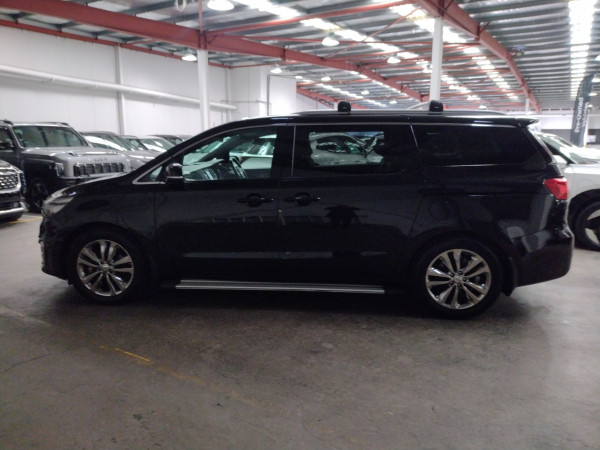 2015 MY16 Kia Carnival YP Platinum People Mover image 6