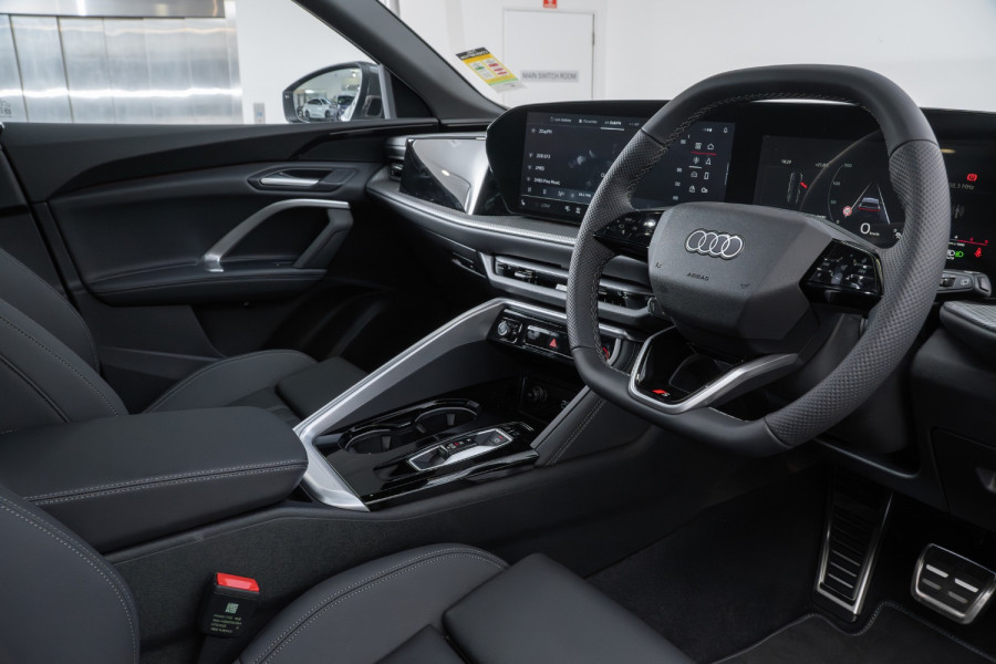 2025 Audi SQ5 GU  SUV