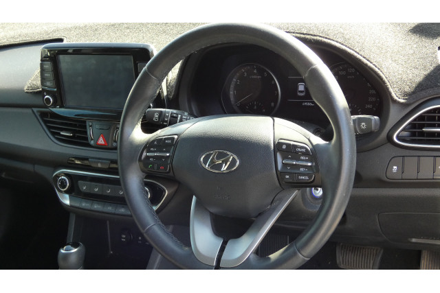 2020 Hyundai i30 PD2 MY20 ACTIVE Hatch Image 17