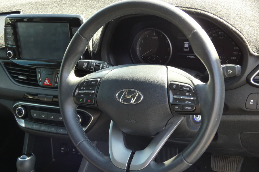 2020 Hyundai i30 PD2 MY20 ACTIVE Hatch Image 17
