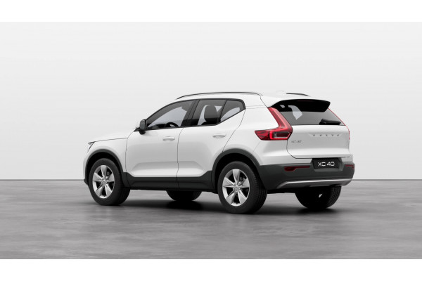 2024 Volvo XC40 XZ Plus B4 SUV Image 3