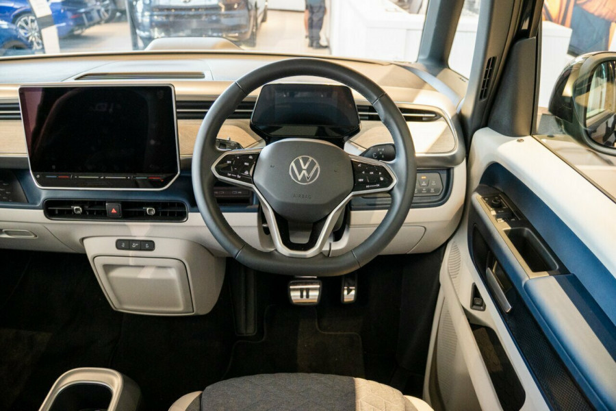 2025 Volkswagen ID. Buzz EB Pro BEV560 People Mover Image 9