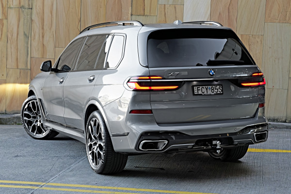 2023 BMW X7 G07 LCI xDrive40d M Sport Wagon image 2