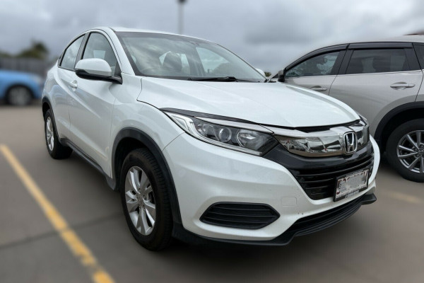 2019 Honda HR-V  VTi SUV Image 20