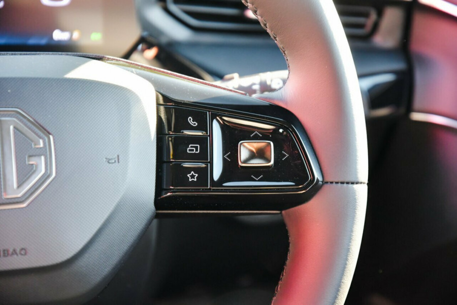 2024 MY24.5 MG MG3 ZP22 Essence Hybrid+ Hatch Image 11