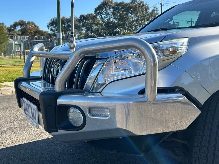 2014 Toyota LandCruiser Prado GDJ150R GXL SUV Image 15