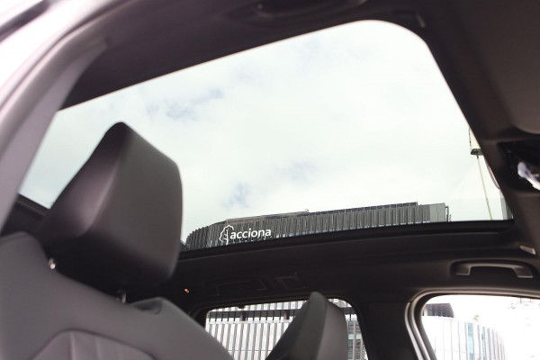 2025 BMW X3 G45 30e xDrive SUV image 15