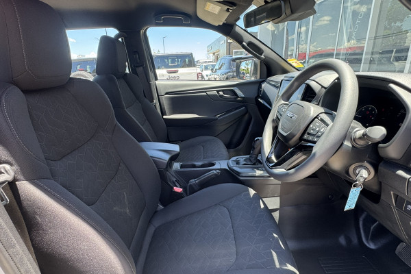 2026 Isuzu D-MAX RG X-RIDER Ute Image 9