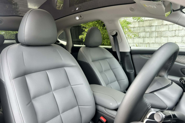 2026 MY25 MG IM6 S12L Platinum SUV Image 7
