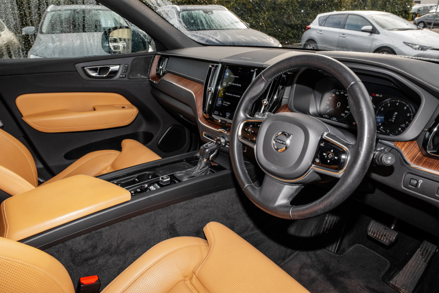 2021 Volvo XC60 UZ T5 SUV