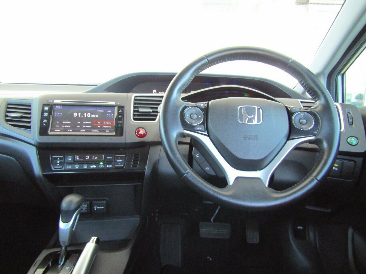 2015 Honda Civic 9th Gen Series II VTi-L Sedan Image 21