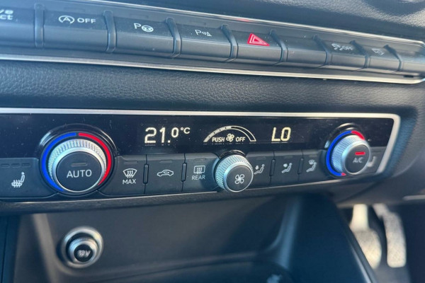 2020 Audi A3 8V 40 TFSI S line plus Hatch Image 18