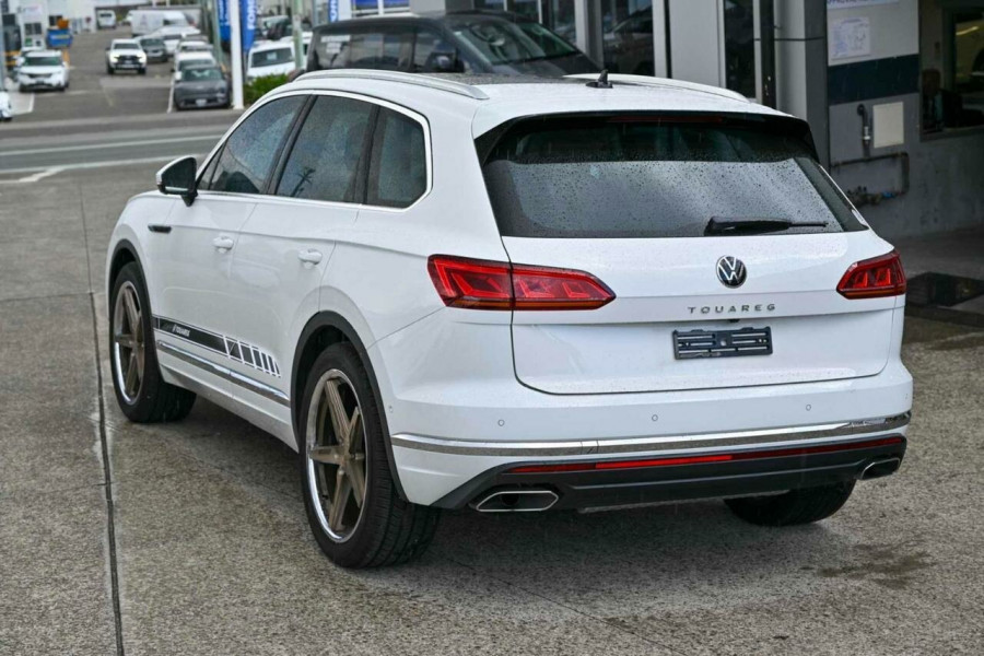 2022 Volkswagen Touareg CR 210TDI Elegance SUV Image 5