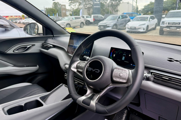 2025 BYD ATTO 1  Essential Hatch Image 9