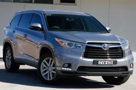 Toyota Kluger GSU55R