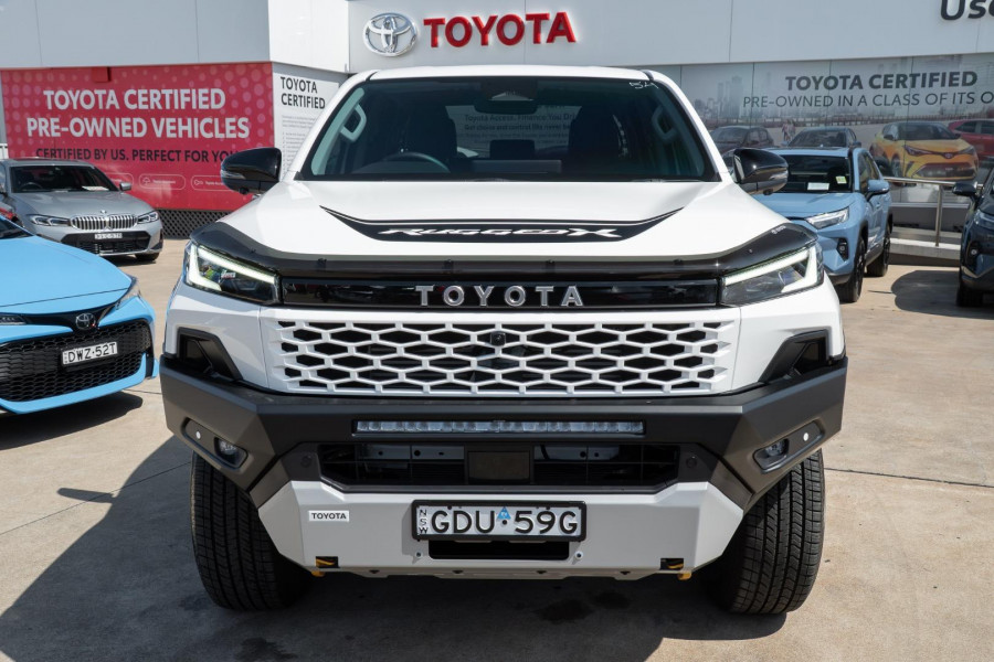 2026 Toyota HiLux GUN227R Rugged X 48V Ute Image 4
