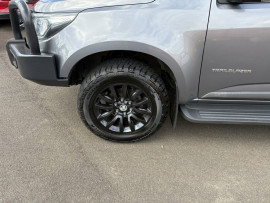 2017 MY18 Holden Trailblazer RG Z71 SUV image 5