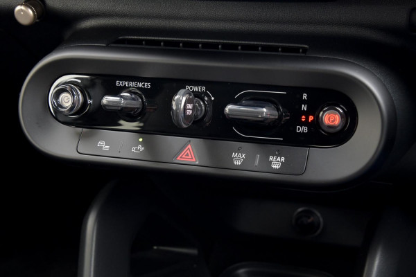 2026 MINI Cooper J01 SE Favoured Hatch image 18