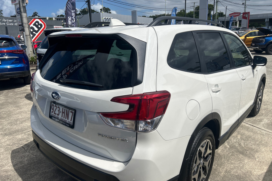 2023 Subaru Forester S5 2.5i 50 Years Edition SUV Image 6