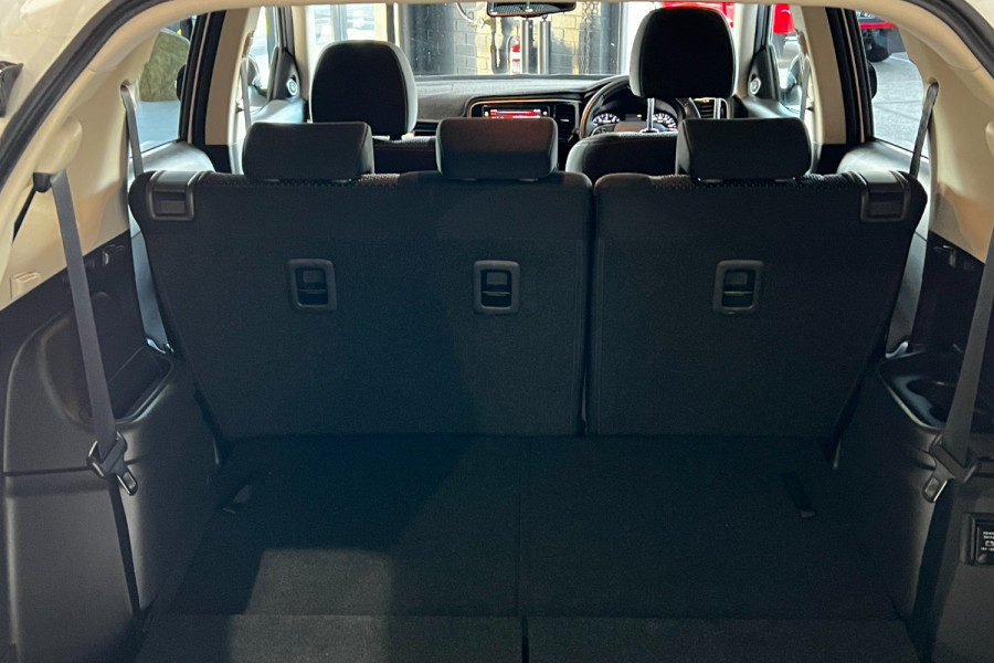 2018 MY19 Mitsubishi Outlander ZL LS Wagon Image 7