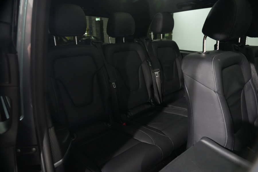 2022 Mercedes-Benz V-Class V250 d Avantgarde People Mover Image 25
