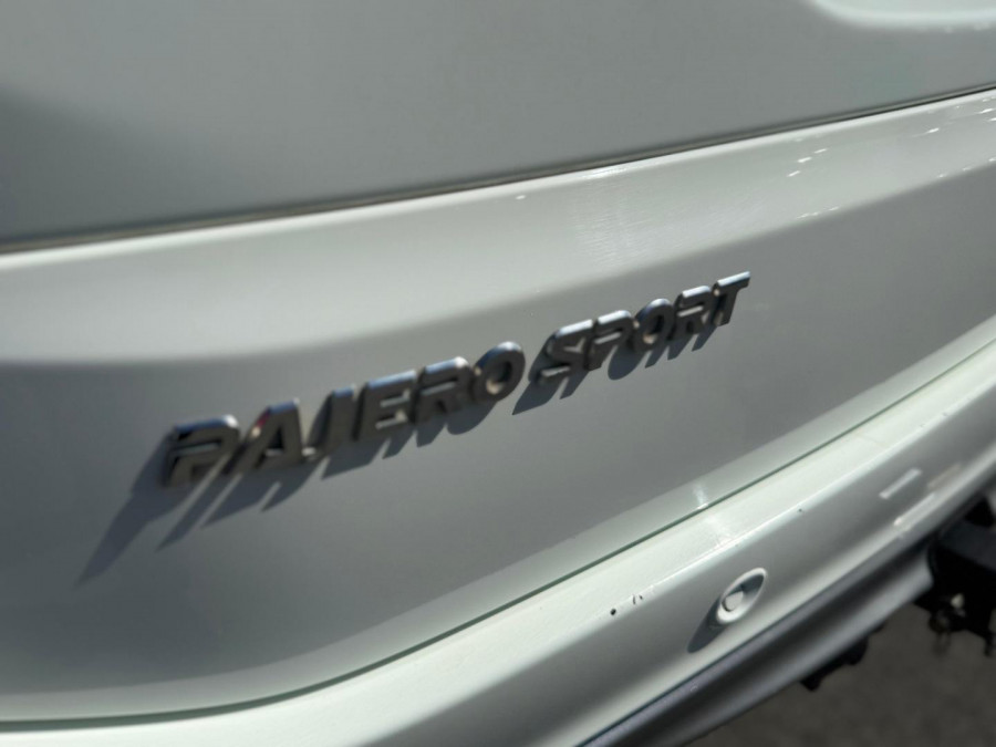 2017 Mitsubishi Pajero Sport QE GLS SUV Image 27