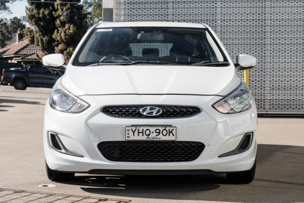 2018 Hyundai Accent RB6 Sport Hatch image 4